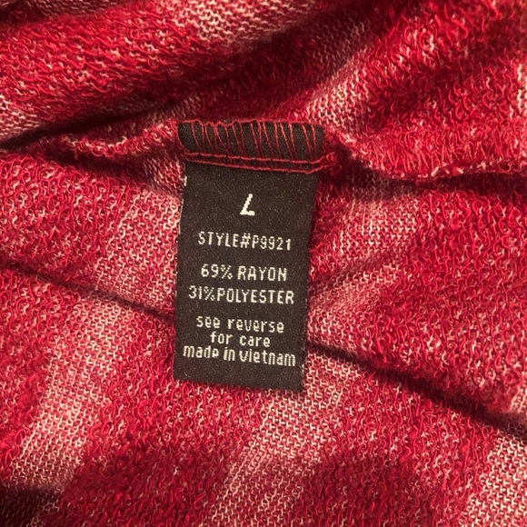 Active Designed in Los Angeles HighLow knit top - Size Large - Picture 6 of 7